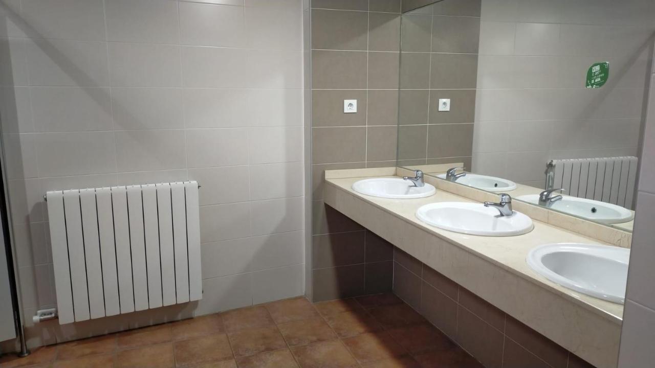 Albergue La Parada Reliegos Eksteriør bilde